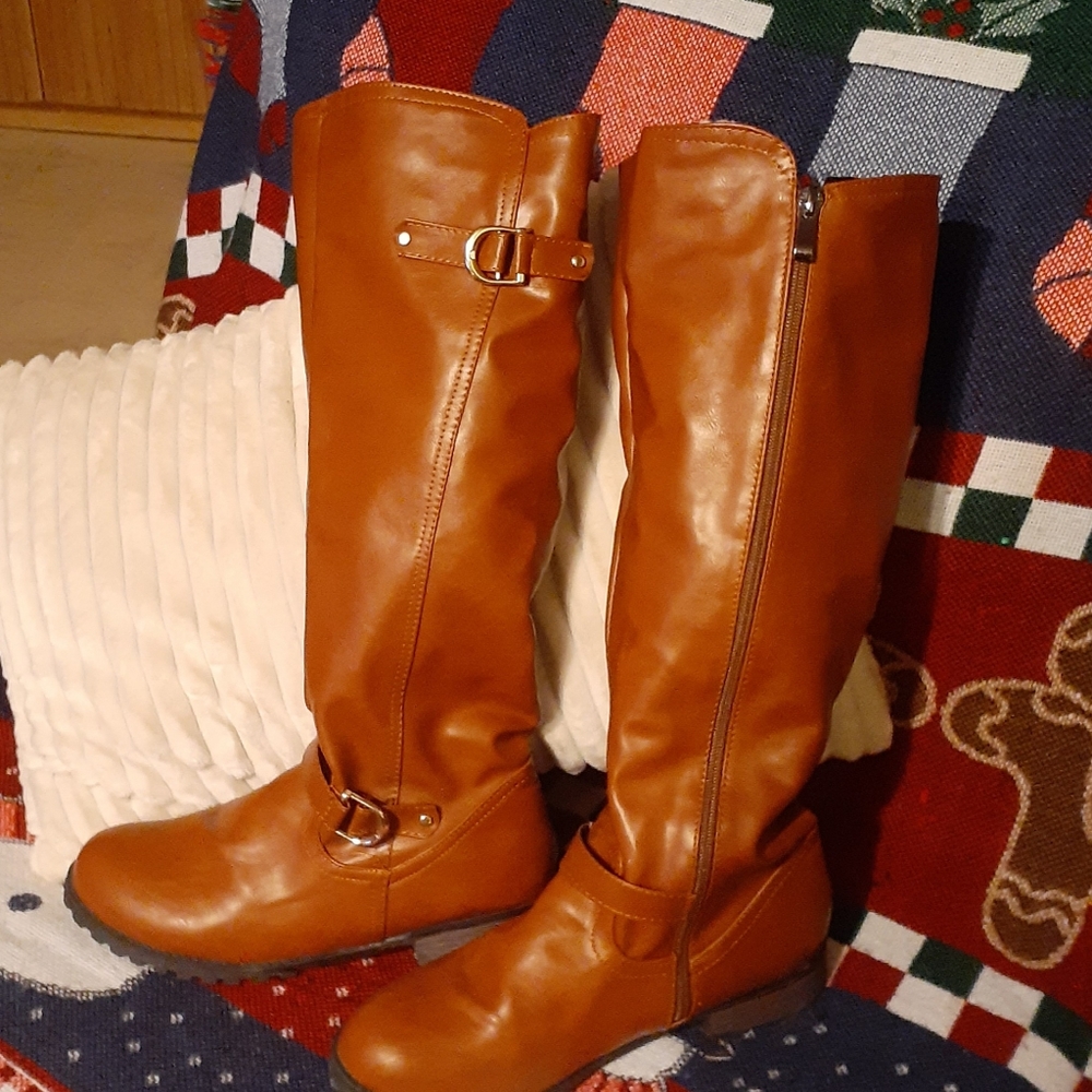 Brand New Brown Boots